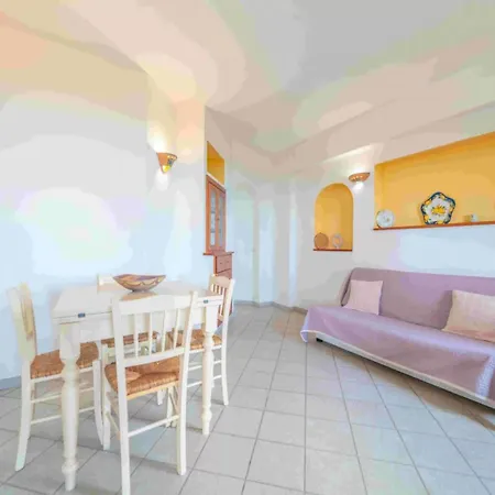 A Charming Surrounded By Greenery Apartman